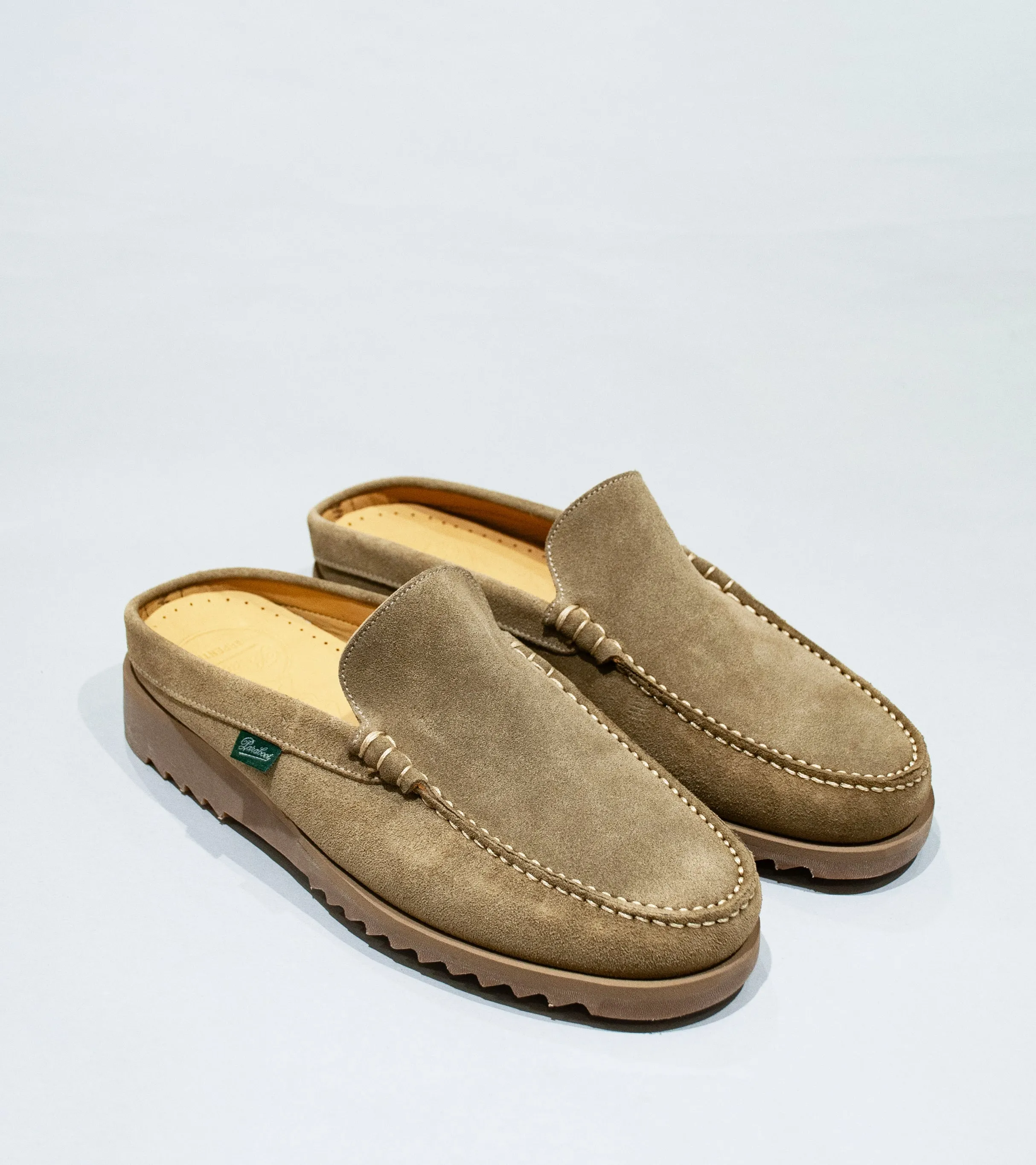 Arpenteur 'Paraboot Club Mule' (Sand Suede)