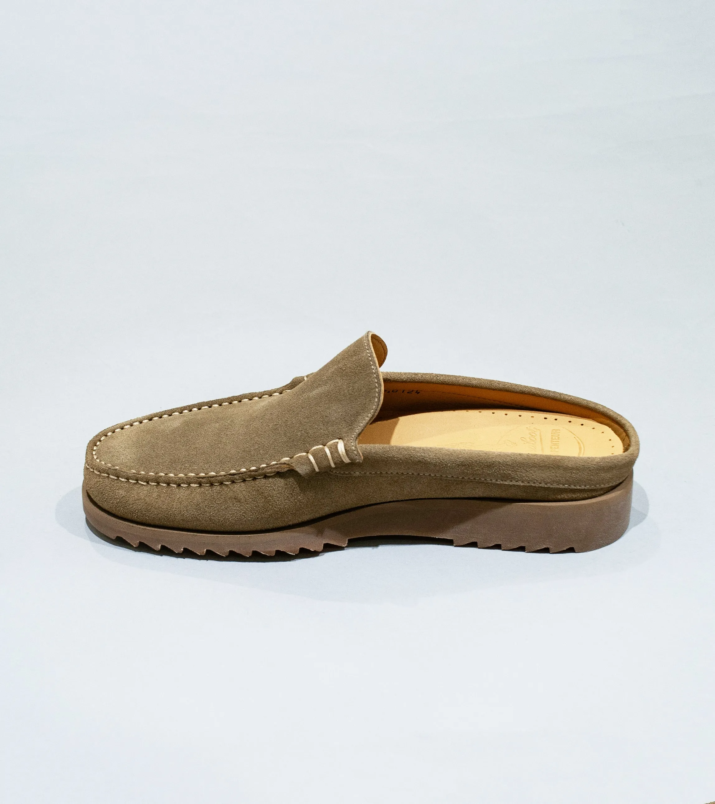 Arpenteur 'Paraboot Club Mule' (Sand Suede)