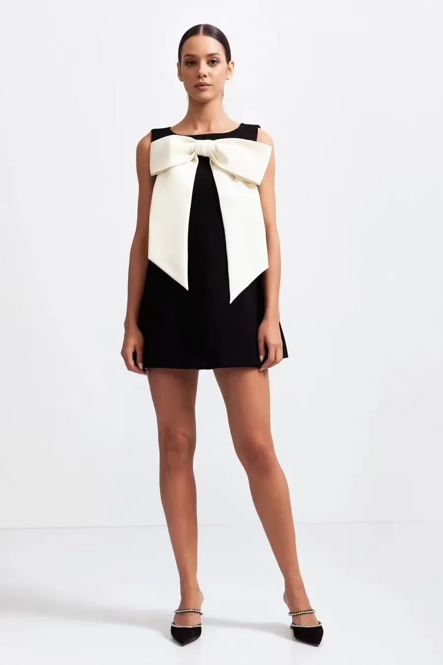 Elegant Sleeveless Bow Mini Cocktail Dress for Women