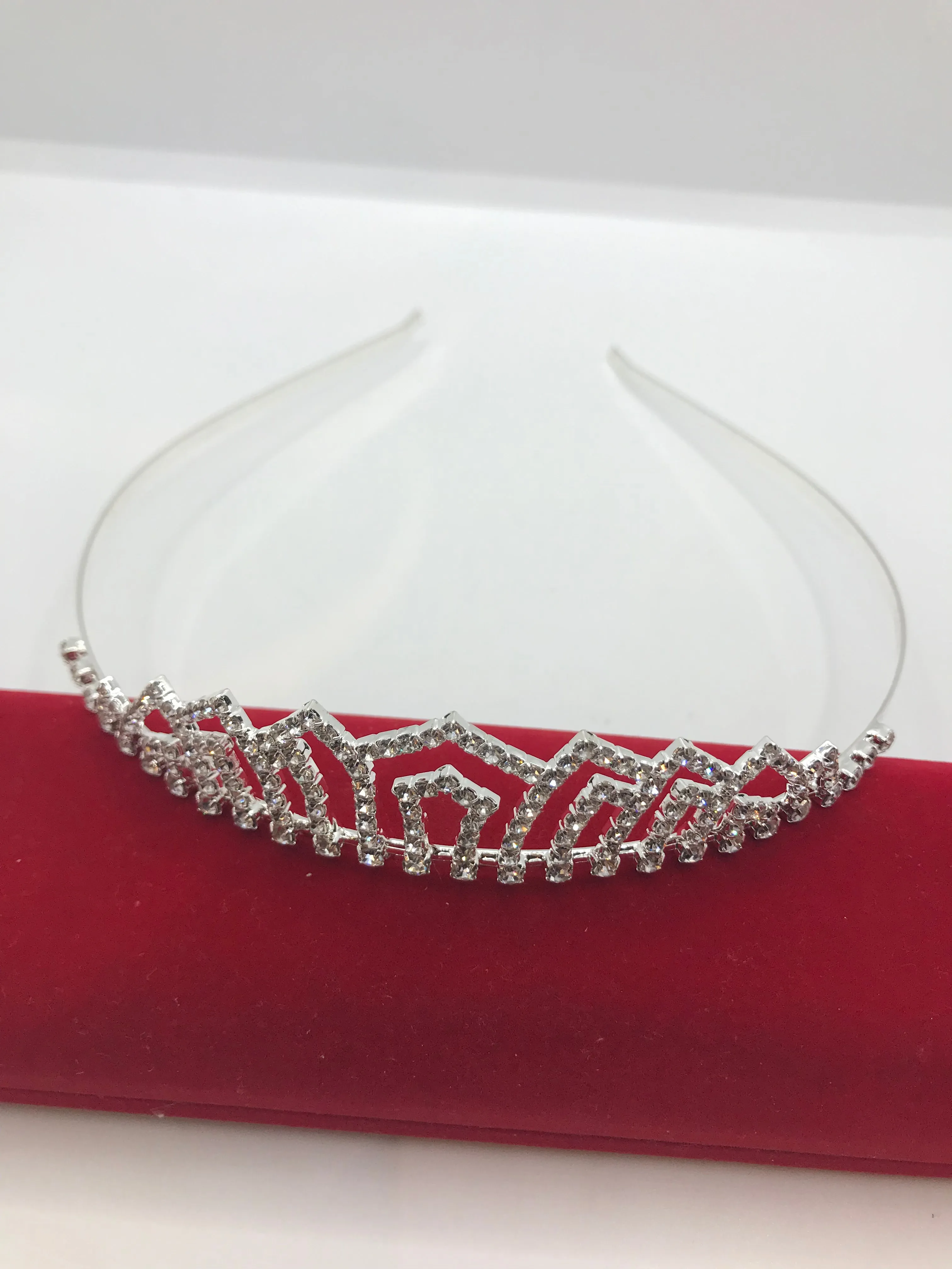 Fashion tiara