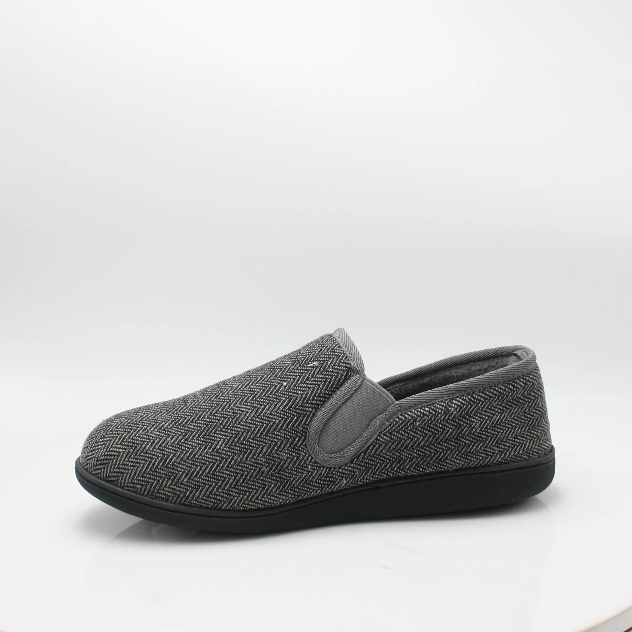 KING EASE CLARKS SLIPPERS