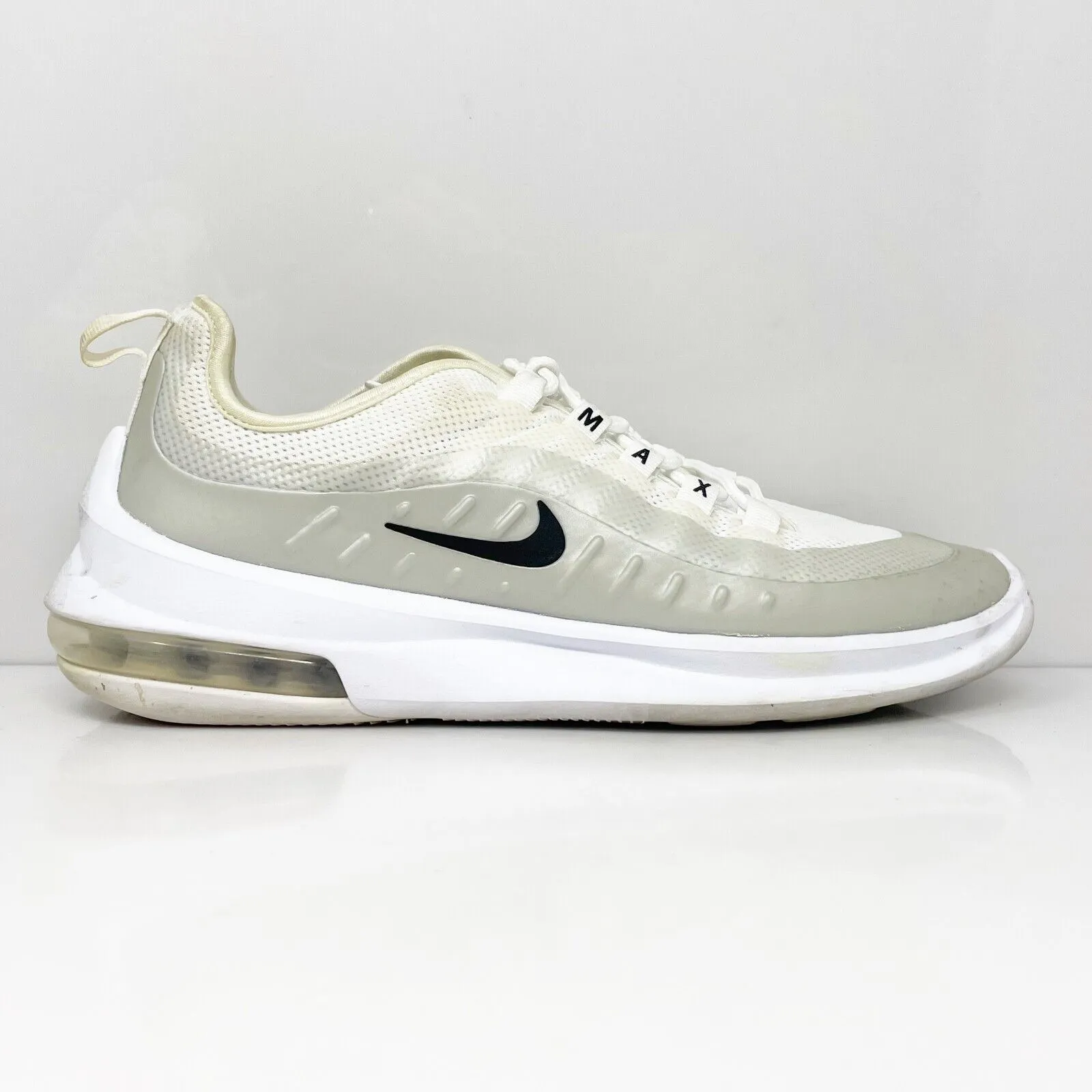 Nike Womens Air Max Axis AA2168-105 White Running Shoes Sneakers Size 8