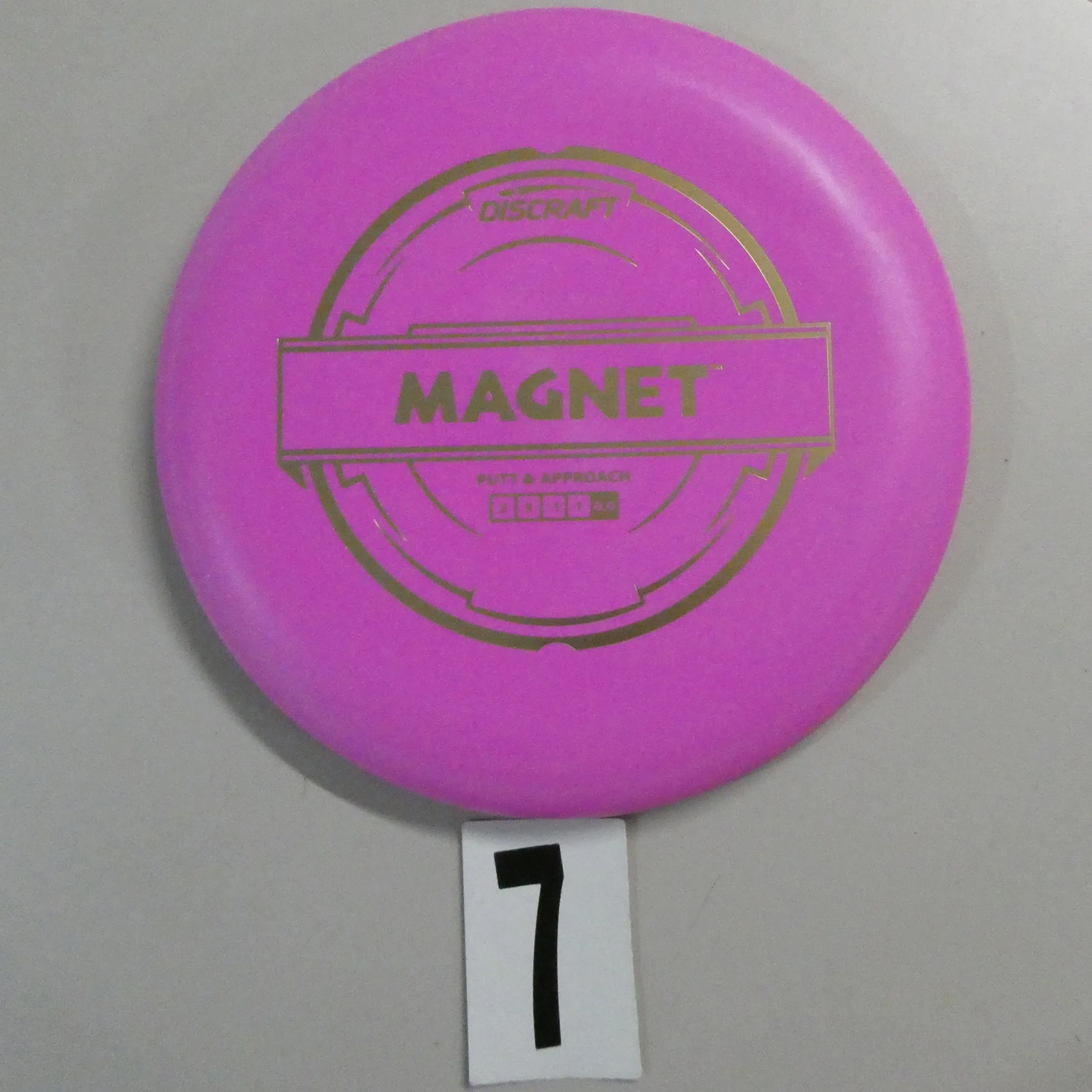 Putter Line Magnet